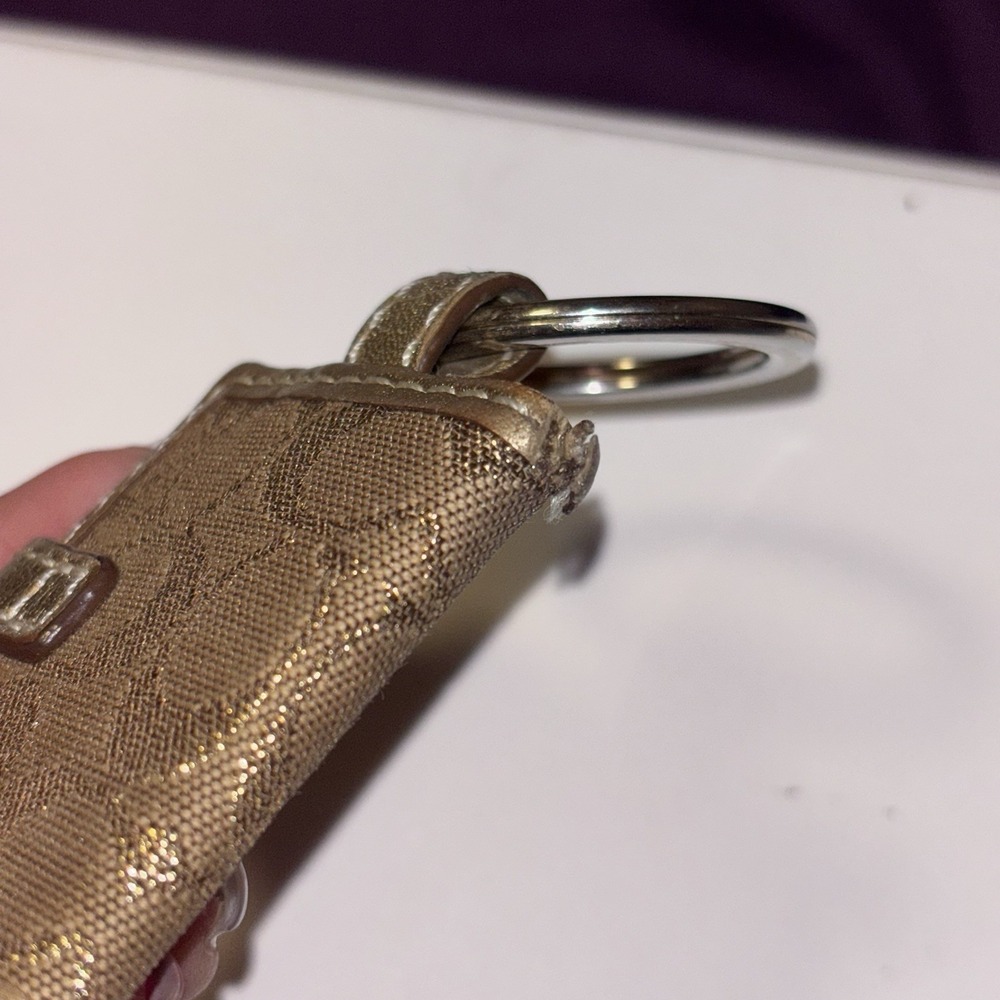 Flawed Coach Gold Heart Vtg Signature Leather Photo Frame Keychain Purse Charm - Picture 4 of 5